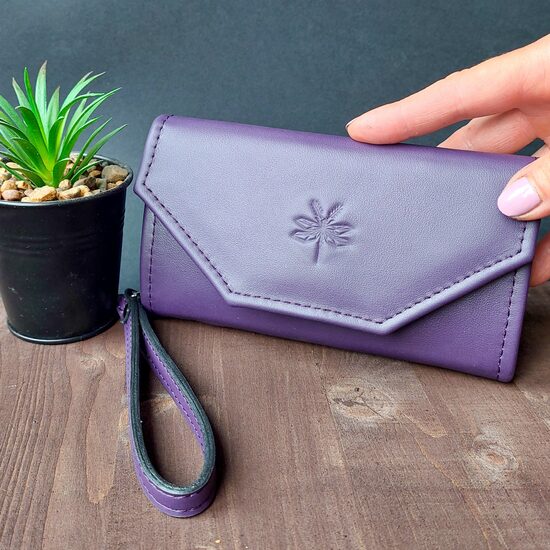 Sieviešu maks ar rokturīti - violets