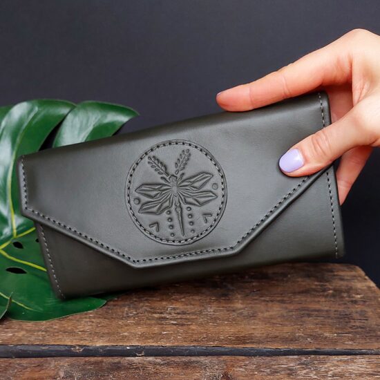 Lielais sieviešu maks-haki