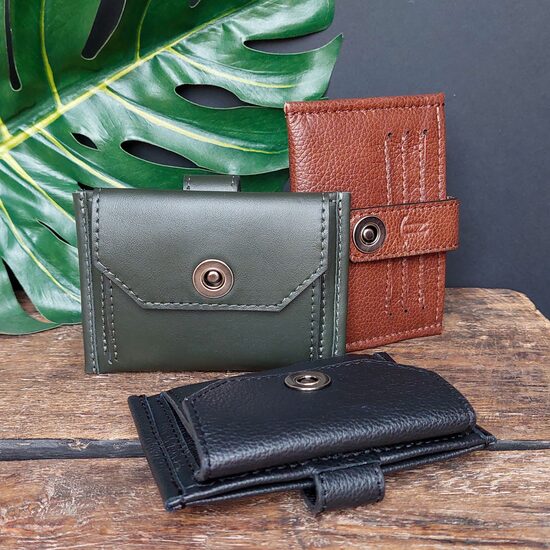 Divpusējs mazais maciņš